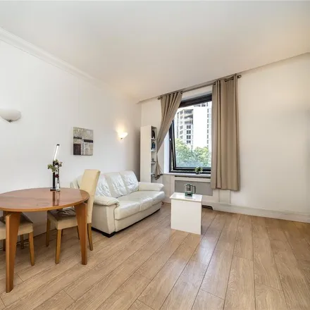 Rent this 2 bed apartment on Whitehouse Apartments in 9 Belvedere Road, South Bank