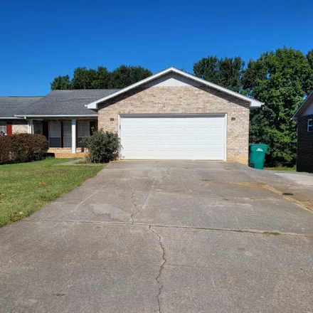 Buy this 4 bed house on 2115 Raulston View Drive in Blount County, TN 37803