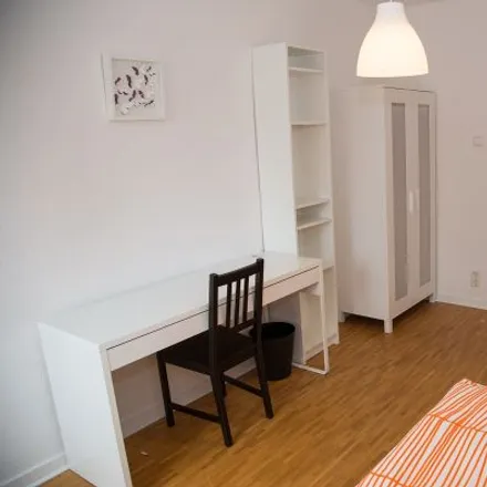 Rent this 4 bed room on Wandsbeker Schützenhof 14 in 22047 Hamburg, Germany