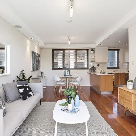 Image 3 - 11 Marsden Street, Camperdown NSW 2050, Australia - Apartment for rent