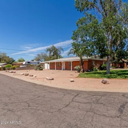 Image 2 - 219 East Orange Drive, Casa Grande, AZ 85122, USA - House for sale