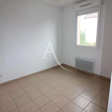 Rent this 2 bed apartment on 26 Rue Lucien Jarrot in 71100 Lux, France