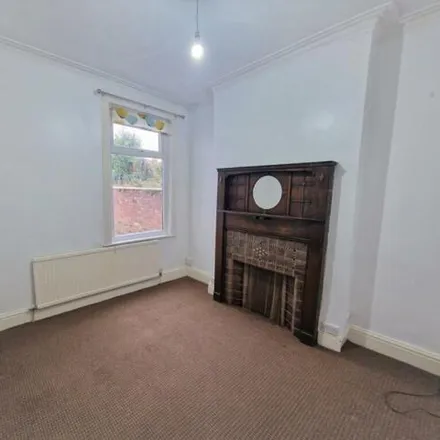 Image 7 - Moor End, Palatine Road / Moor End (Stop A), Palatine Road, Manchester, M22 4JS, United Kingdom - House for rent