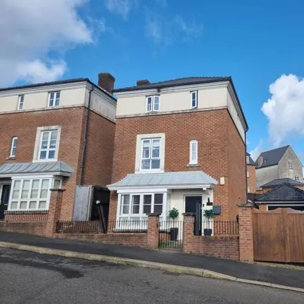 Buy this 4 bed townhouse on Crown Way in Llandarcy, SA10 6FD