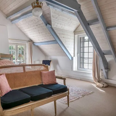 Rent this 6 bed house on Le Tour de Tête in Rue de la Mairie, 56370 Le Tour-du-Parc