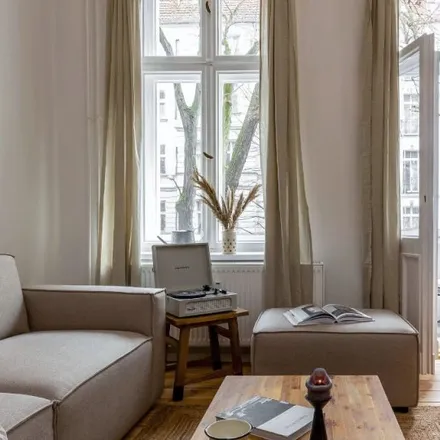 Rent this 4 bed apartment on Simon-Dach-Straße 10 in 10245 Berlin, Germany