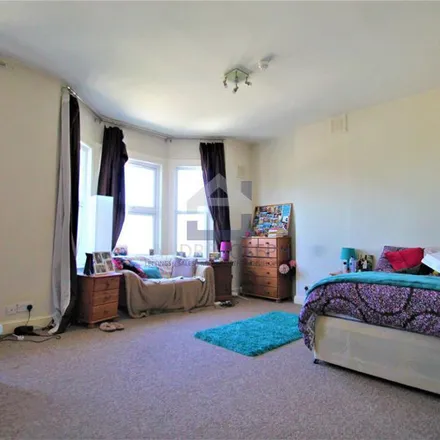 Rent this 6 bed apartment on 100 Rossiter Road in London, SW12 9QS