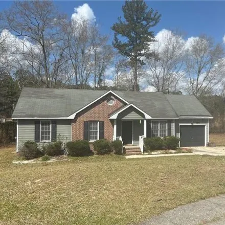 Buy this 3 bed house on 3399 Hunting Bay Drive in Spring Lake, NC 28390