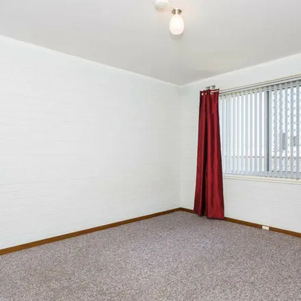 Image 3 - Domino's, Phoenix Road, Spearwood WA 6163, Australia - Apartment for rent