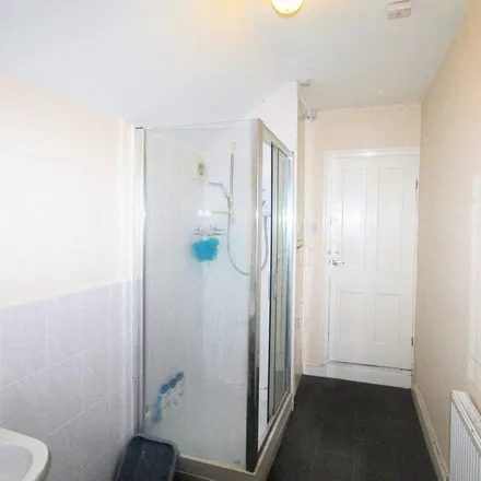Image 3 - CWCS, Portland Street, Beeston, NG9 2LP, United Kingdom - Apartment for rent