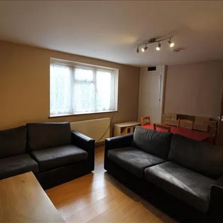 Image 2 - 66 Alma Road, Bevois Mount, Southampton, SO14 6UX, United Kingdom - Apartment for rent