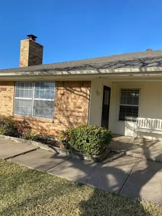 Rent this 2 bed house on 7069 Crosstimbers Lane in North Richland Hills, TX 76182