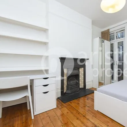 Rent this studio room on 19 Falkland Road in London, N8 0RD