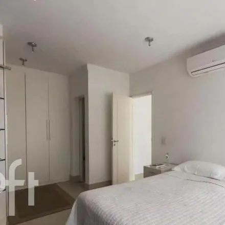 Buy this 1 bed apartment on Edifício Apolo in Rua Cayowaá 1082, Perdizes
