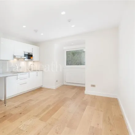 Rent this studio apartment on 21 Christchurch Avenue in Brondesbury Park, London
