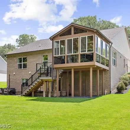 Image 3 - 59399 Deer Haven Drive, Oakland County, MI 48178, USA - House for sale