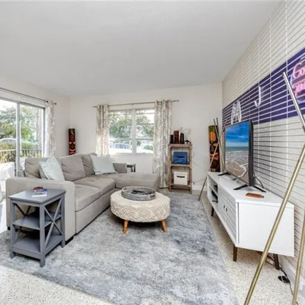 Image 3 - 3799 46th Avenue South, Broadwater, Saint Petersburg, FL 33711, USA - Condo for sale