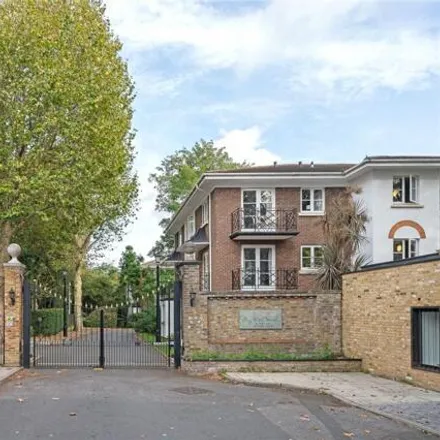 Buy this 1 bed apartment on 197 Seagrave Road in London, SW6 1RP