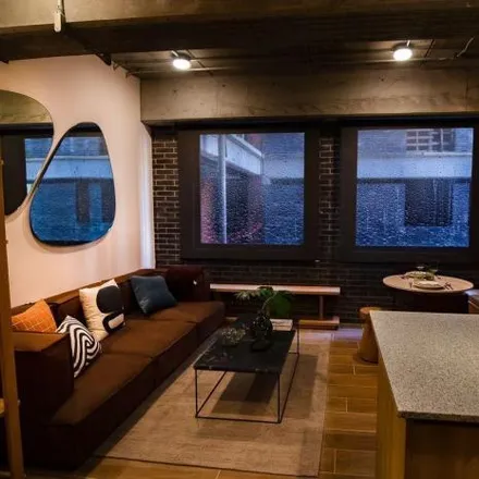 Buy this 1 bed apartment on Avenida de la Paz 1684 in Americana, 44170 Guadalajara