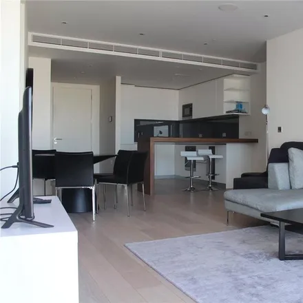 Rent this 2 bed apartment on Marks and Spencer Head Office in 35 North Wharf Road, London