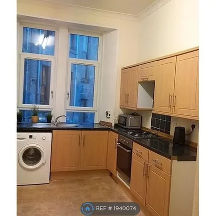 Image 2 - Spar, Hyndland Street, Partickhill, Glasgow, G11 5PS, United Kingdom - Apartment for rent