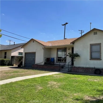 Buy this 3 bed house on 3392 East Weldon Avenue in Fresno, CA 93703