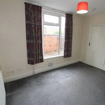 Image 3 - Bedford Avenue, Stafford, ST16 3LQ, United Kingdom - Apartment for rent