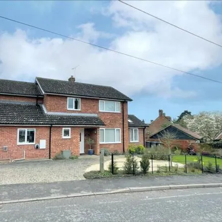 Buy this 4 bed house on Fox Hill in Hollesley, IP12 3RD