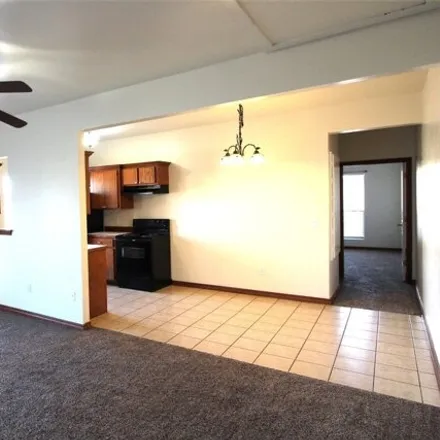 Image 4 - 1909 Dover Street, Norman, OK 73071, USA - Condo for rent