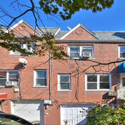 Buy this 3 bed townhouse on 1539 Seminole Street in New York, NY 10461