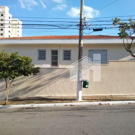 Rent this 3 bed house on Rua Alsácia in Campo Belo, São Paulo - SP