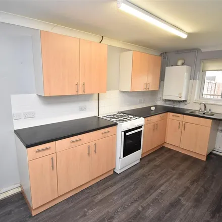 Image 3 - 47 Brentwood Close, Houghton Regis, LU5 5PH, United Kingdom - Townhouse for rent