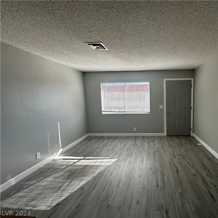 Image 4 - 1784 Cordoba Lane, Las Vegas, NV 89108, USA - Apartment for rent