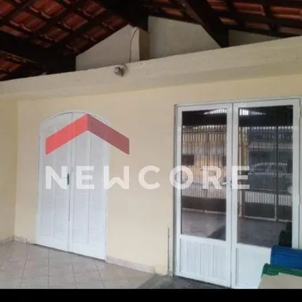 Buy this 2 bed house on Rua Mococa in Boqueirão, Praia Grande - SP