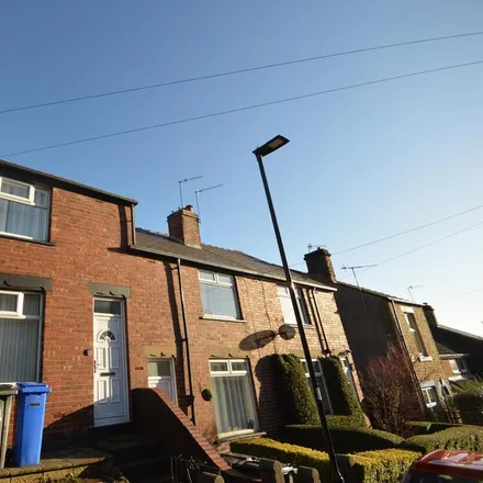 Rent this 2 bed townhouse on Oakland Road in Sheffield, S6 4LJ