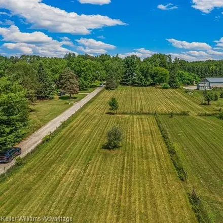 Image 9 - 4640 Cooley Lake Road, Commerce Township, MI 48382, USA - House for sale