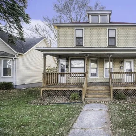 Rent this 2 bed house on 802 South Lafayette Avenue in Royal Oak, MI 48067
