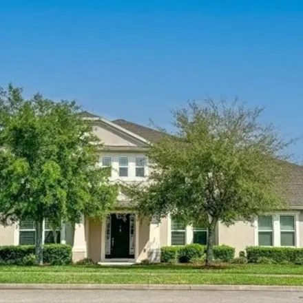 Buy this 5 bed house on 4025 Golden Willow Circle in Apopka, FL 32712