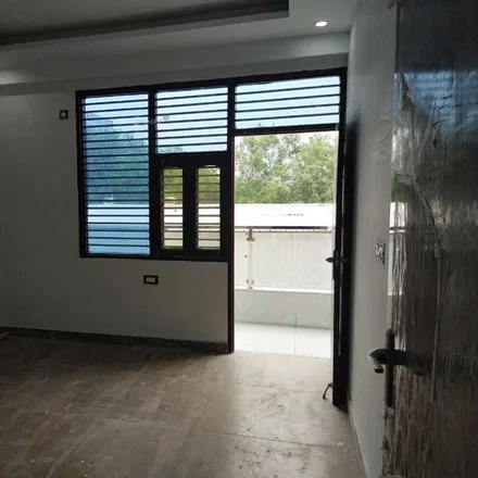 Rent this 2 bed apartment on unnamed road in Sector 30, Gurugram - 122022