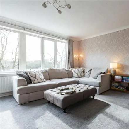 Buy this 4 bed townhouse on Copthorne Gardens in London, RM11 3DL