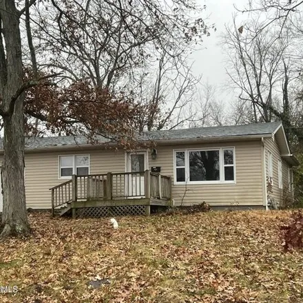 Buy this 3 bed house on 280 Lee Street in Fulton, MO 65251