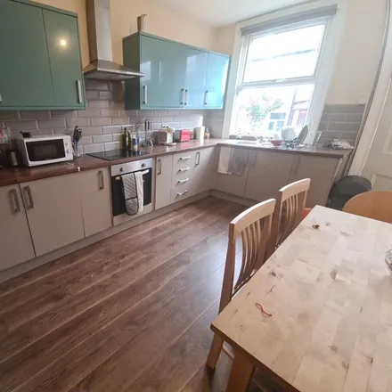 Rent this 4 bed house on Walmsley Road in Leeds, LS6 1NG