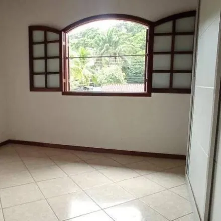 Rent this 3 bed house on Rua dos Cristais in Serra Grande, Niterói - RJ