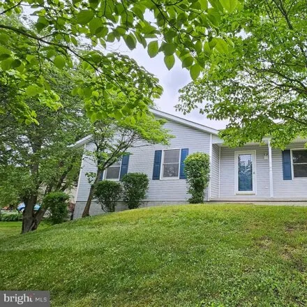 Buy this 3 bed house on 102 Pioneers Road in Frederick County, VA 22602