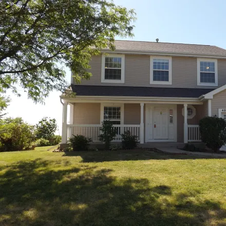 Buy this 3 bed house on 4801 Loyola Drive in McHenry, IL 60050