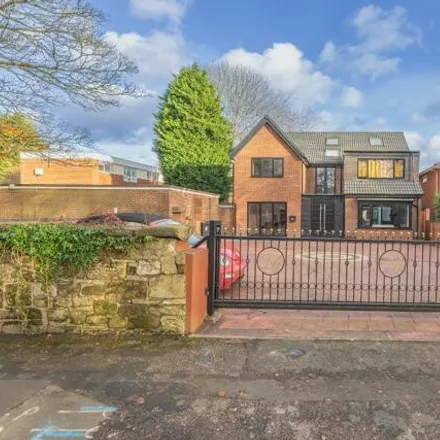 Rent this 5 bed house on Westfield Road in Harborne, B15 3QE
