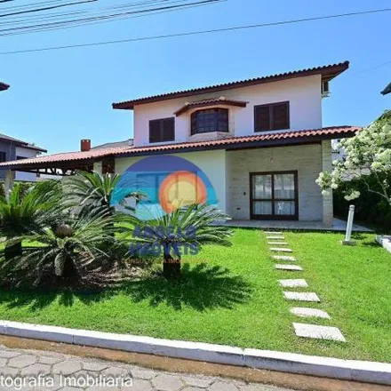 Rent this 4 bed house on Avenida Governador Mário Covas Junior in Peruíbe, Peruíbe - SP