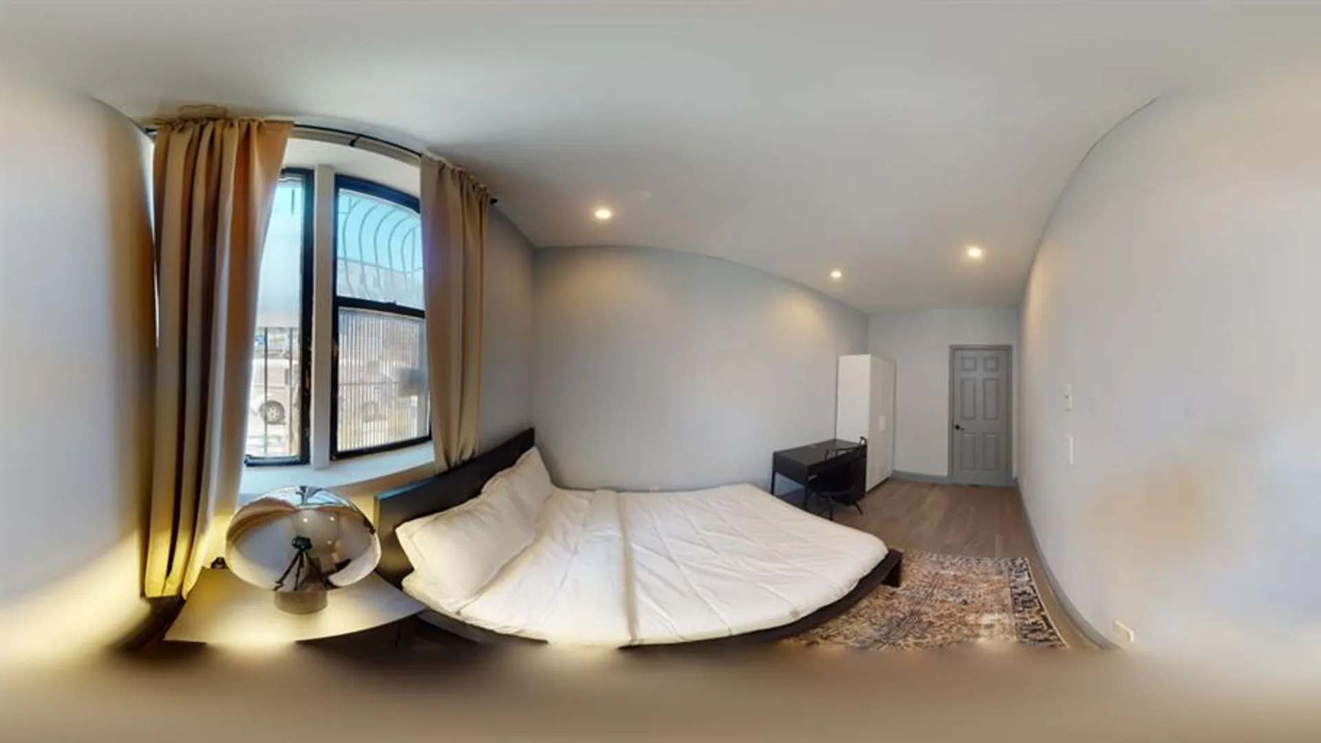 20 Avenue A, New York, NY 10009, USA | Room for rent