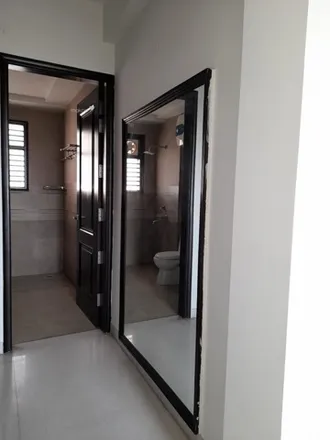 Image 3 - unnamed road, Sector 43, Gurugram District - 122009, Haryana, India - Apartment for rent