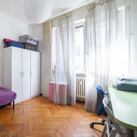 Rent this 4 bed room on Via privata Raffaele De Grada in 6, 20125 Milan MI